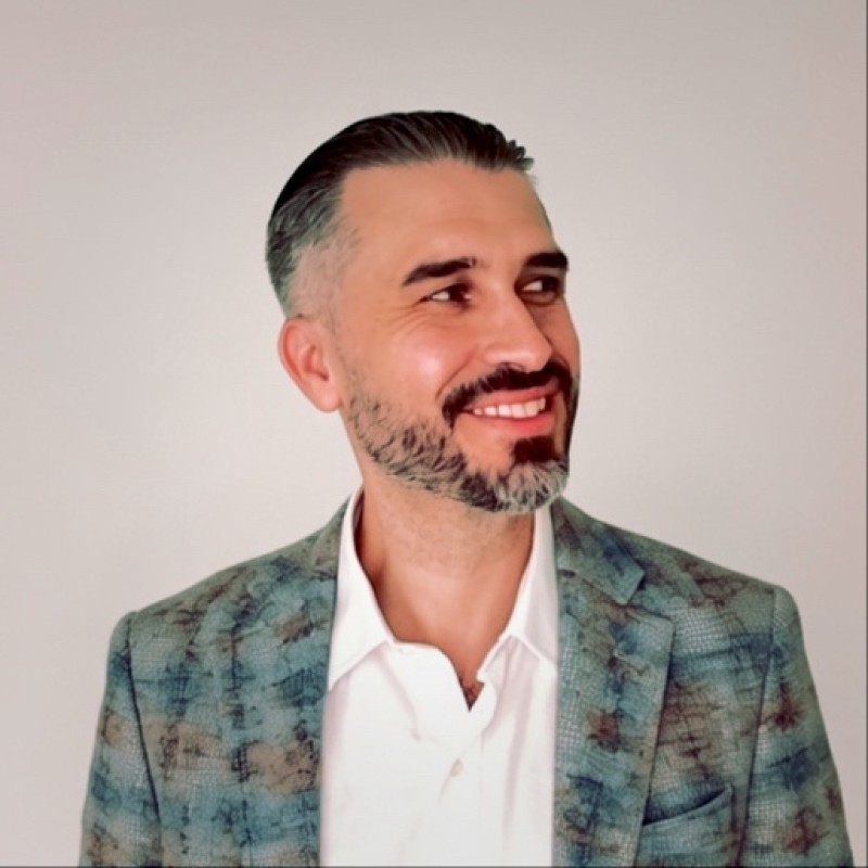 Hampton Vaughan, Senior Vice President @ UPTIQ | Enterprise AI FinTech Leader